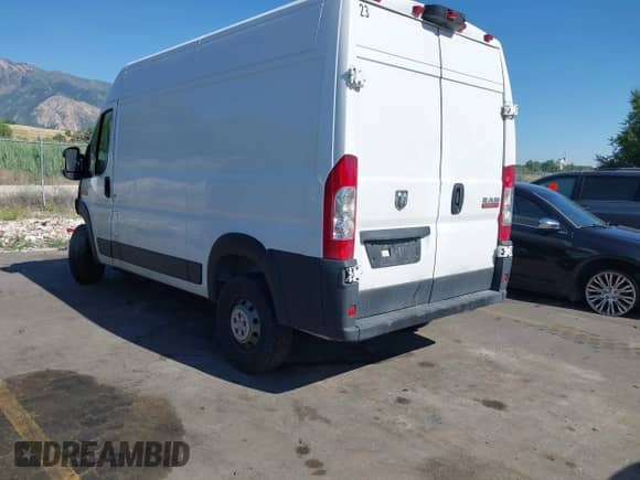 2019 Ram ProMaster Cargo с VIN 3C6TRVCGXKE510625, выставлен на аукционе IAAI как лот 42542864 с пробегом Не указан миль и . История ставок и продаж доступна на DreamBid. Изображение 3.