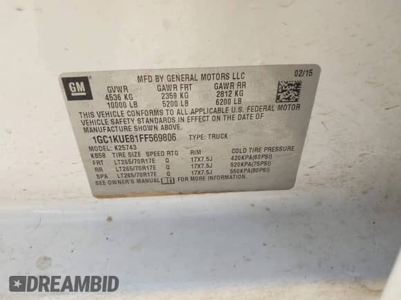 2015 Chevrolet Silverado 2500HD Work Truck z VIN 1GC1KUE81FF569806, wystawiony jako IAAI lot #42896050 z przebiegiem 160 673 mil mil oraz . Historia ofert i sprzedaży dostępna na DreamBid. Obrazek 9.