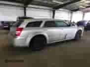2005 Dodge Magnum SE with VIN 2D4FV48V95H162475, listed as a Copart auction lot 66724185 with 272,938 mi miles and Clean title. Bid and sale history available at DreamBid. Image 3.