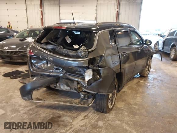 2019 Jeep Compass Limited with VIN 3C4NJDCB1KT780880, listed as a IAAI auction lot 43297174 with 76,843 mi miles and . Bid and sale history available at DreamBid. Image 6.