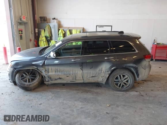 2021 Jeep Grand Cherokee Limited with VIN 1C4RJFBG6MC508835, listed as a IAAI auction lot 43163775 with Not provided miles and . Bid and sale history available at DreamBid. Image 14.