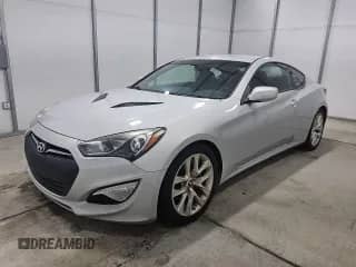 2014 Hyundai Genesis Coupe 2.0T с VIN KMHHT6KD0EU113701, выставлен на аукционе Copart как лот 71392035 с пробегом 53 998 миль миль и Чистый • Clean title. История ставок и продаж доступна на DreamBid. Изображение 1.
