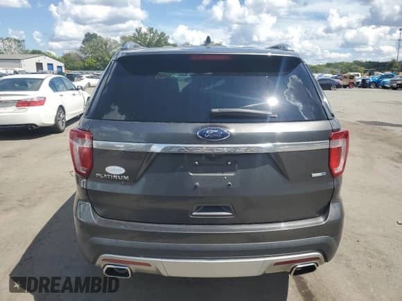 2017 Ford Explorer Platinum с VIN 1FM5K8HTXHGC64533, выставлен на аукционе Copart как лот 71191235 с пробегом 166 627 миль миль и Списание • Salvage title. История ставок и продаж доступна на DreamBid. Изображение 6.