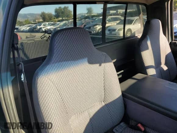 2000 Dodge 1500 Work Special с VIN 1B7HC16X5YS535183, выставлен на аукционе Copart как лот 88287215 с пробегом 202 026 миль миль и Списание • Salvage title. История ставок и продаж доступна на DreamBid. Изображение 10.