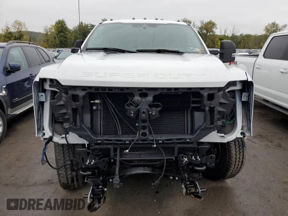 2023 Ford F-250 XL z VIN 1FT8X2BA3PEC95740, wystawiony jako Copart lot #68898844 z przebiegiem 10 044 mil mil oraz Szkoda całkowita • Salvage title. Historia ofert i sprzedaży dostępna na DreamBid. Obrazek 5.