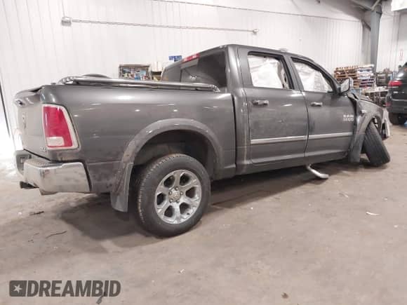 2017 Ram 1500 Laramie с VIN 1C6RR7NT7HS697280, выставлен на аукционе IAAI как лот 41063995 с пробегом 129 625 миль миль и . История ставок и продаж доступна на DreamBid. Изображение 4.