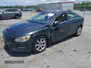 2016 Volvo S60 T5 Drive-E Premier z VIN YV126MFK9G2397028, wystawiony jako IAAI lot #42593825 z przebiegiem 67 080 mil mil oraz . Historia ofert i sprzedaży dostępna na DreamBid. Obrazek 2.