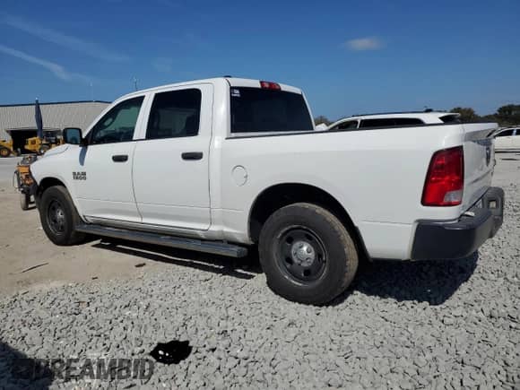 2016 Ram 1500 Tradesman z VIN 1C6RR6KG3GS375624, wystawiony jako Copart lot #45632225 z przebiegiem 147 808 mil mil oraz Czysty tytuł • Clean title. Historia ofert i sprzedaży dostępna na DreamBid. Obrazek 2.