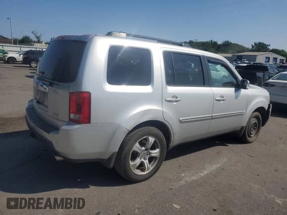 2009 Honda Pilot Touring with VIN 5FNYF48829B024561, listed as a Copart auction lot 66168365 with 150,536 mi miles and Salvage title. Bid and sale history available at DreamBid. Image 3.