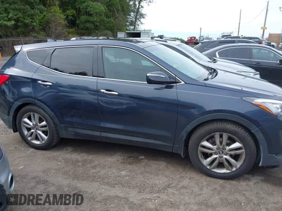 2013 Hyundai Santa Fe Sport with VIN 5XYZW3LA1DG045718, listed as a IAAI auction lot 43135921 with 139,517 mi miles and . Bid and sale history available at DreamBid. Image 13.