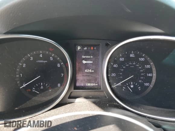 2017 Hyundai Santa Fe SE with VIN KM8SN4HF3HU175255, listed as a Copart auction lot 82311085 with 138,324 mi miles and Clean title. Bid and sale history available at DreamBid. Image 9.