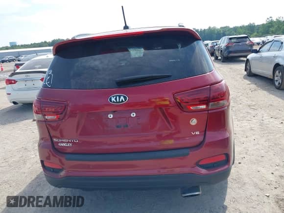 2019 Kia Sorento LX с VIN 5XYPG4A54KG589417, выставлен на аукционе IAAI как лот 42936671 с пробегом 55 990 миль миль и . История ставок и продаж доступна на DreamBid. Изображение 16.