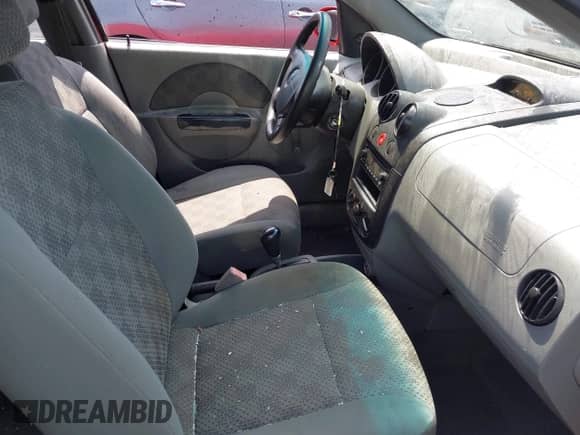 2005 Chevrolet Aveo LS с VIN KL1TD62695B396440, выставлен на аукционе IAAI как лот 42723786 с пробегом 107 426 миль миль и . История ставок и продаж доступна на DreamBid. Изображение 5.