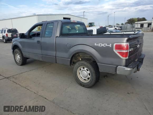 2011 Ford F-150 XL с VIN 1FTFX1EF1BFC59668, выставлен на аукционе Copart как лот 82661005 с пробегом 200 353 миль миль и Чистый • Clean title. История ставок и продаж доступна на DreamBid. Изображение 2.