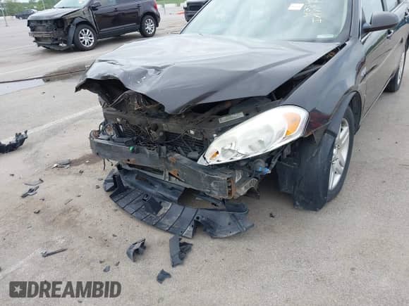 2008 Chevrolet Impala LT with VIN 2G1WC583081331585, listed as a IAAI auction lot 42345936 with Not provided miles and . Bid and sale history available at DreamBid. Image 6.