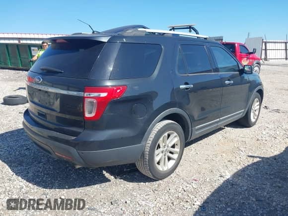 2011 Ford Explorer XLT с VIN 1FMHK7D8XBGA39075, выставлен на аукционе IAAI как лот 43393038 с пробегом 236 442 миль миль и . История ставок и продаж доступна на DreamBid. Изображение 4.