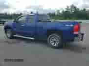 2013 GMC Sierra 1500 SL z VIN 1GTR2UEA8DZ281329, wystawiony jako Copart lot #63055335 z przebiegiem 99 388 mil mil oraz Szkoda całkowita • Salvage title. Historia ofert i sprzedaży dostępna na DreamBid. Obrazek 2.