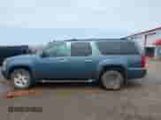 2009 Chevrolet Suburban 2LT с VIN 1GNFK26379R209463, выставлен на аукционе IAAI как лот 42505241 с пробегом 304 821 миль миль и . История ставок и продаж доступна на DreamBid. Изображение 14.