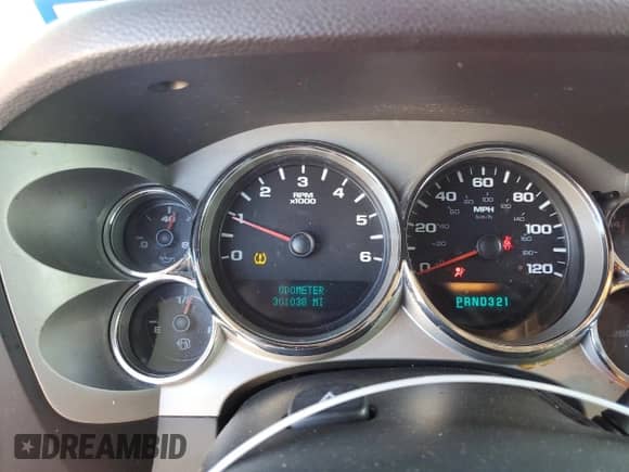 2007 GMC Sierra 1500 SLE1 with VIN 2GTEC19C671620771, listed as a Copart auction lot 87043634 with 301,038 mi miles and Salvage title. Bid and sale history available at DreamBid. Image 9.