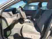 2005 Toyota Camry LE с VIN 4T1BE30K55U552019, выставлен на аукционе Copart как лот 86843135 с пробегом 197 309 миль миль и Списание • Salvage title. История ставок и продаж доступна на DreamBid. Изображение 7.