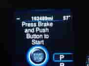 2013 Chrysler 300 C z VIN 2C3CCAKT1DH667134, wystawiony jako IAAI lot #41891856 z przebiegiem 162 489 mil mil oraz . Historia ofert i sprzedaży dostępna na DreamBid. Obrazek 16.