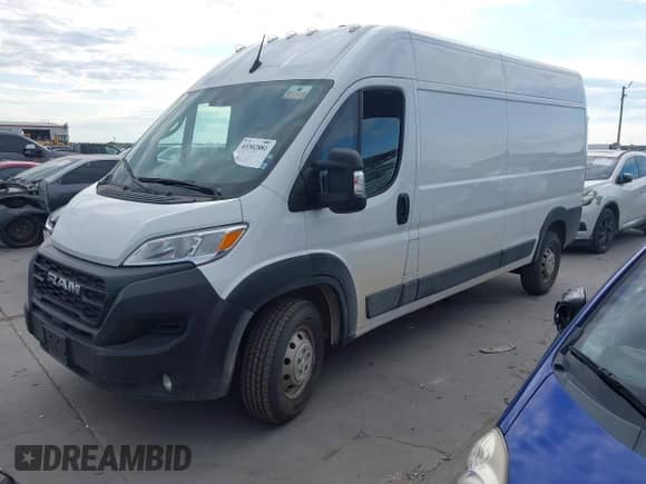 2024 Ram ProMaster Cargo Tradesman с VIN 3C6LRVDG9RE136971, выставлен на аукционе IAAI как лот 43302881 с пробегом 24 628 миль миль и . История ставок и продаж доступна на DreamBid. Изображение 18.