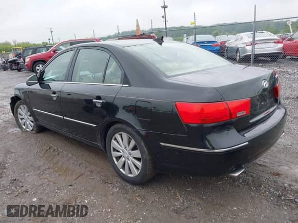 2010 Hyundai Sonata Limited z VIN 5NPEU4AF1AH590234, wystawiony jako IAAI lot #42274275 z przebiegiem 174 908 mil mil oraz . Historia ofert i sprzedaży dostępna na DreamBid. Obrazek 3.