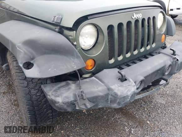 2007 Jeep Wrangler Unlimited X с VIN 1J4GA39127L231378, выставлен на аукционе IAAI как лот 42252475 с пробегом 152 568 миль миль и . История ставок и продаж доступна на DreamBid. Изображение 6.