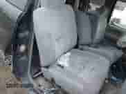 1996 Dodge 1500 z VIN 3B7HF13Z9TG193251, wystawiony jako IAAI lot #41965797 z przebiegiem 230 714 mil mil oraz . Historia ofert i sprzedaży dostępna na DreamBid. Obrazek 5.