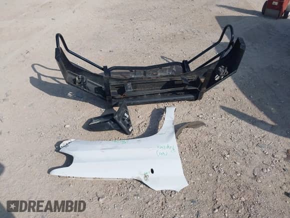 2013 Ford F-150 XL with VIN 1FTFW1CF8DKF24974, listed as a IAAI auction lot 42950943 with 171,825 mi miles and . Bid and sale history available at DreamBid. Image 12.