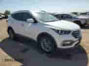 2017 Hyundai Santa Fe 2.4L с VIN 5NMZUDLB3HH017936, выставлен на аукционе Copart как лот 83977115 с пробегом 24 386 миль миль и Списание • Salvage title. История ставок и продаж доступна на DreamBid. Изображение 4.