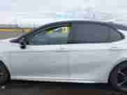 2020 Toyota Camry XSE z VIN 4T1K61AK4LU304860, wystawiony jako IAAI lot #43367482 z przebiegiem 70 312 mil mil oraz . Historia ofert i sprzedaży dostępna na DreamBid. Obrazek 15.