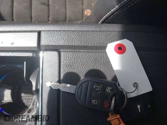 2014 Ford Mustang GT z VIN 1ZVBP8CF8E5200618, wystawiony jako IAAI lot #43128311 z przebiegiem 115 137 mil mil oraz . Historia ofert i sprzedaży dostępna na DreamBid. Obrazek 11.