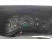 2001 GMC Sierra 1500 SLE z VIN 2GTEC19V011379010, wystawiony jako Copart lot #58369355 z przebiegiem 311 491 mil mil oraz Szkoda całkowita • Salvage title. Historia ofert i sprzedaży dostępna na DreamBid. Obrazek 9.