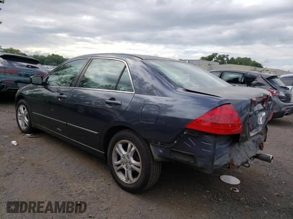 2007 Honda Accord LX SE с VIN 1HGCM553X7A132416, выставлен на аукционе Copart как лот 61928814 с пробегом 118 472 миль миль и Списание • Salvage title. История ставок и продаж доступна на DreamBid. Изображение 2.