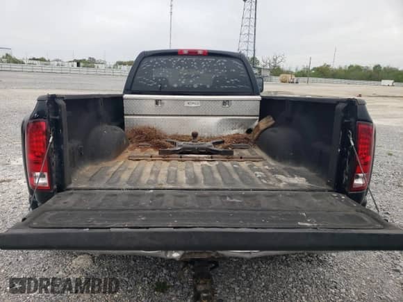 2005 Dodge 3500 SLT with VIN 3D7MR48C55G745008, listed as a Copart auction lot 50797685 with 371,203 mi miles and Salvage title. Bid and sale history available at DreamBid. Image 10.