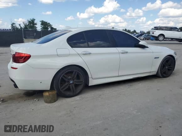 2015 BMW 5 Series 535i с VIN WBA5B1C5XFG126148, выставлен на аукционе Copart как лот 81458435 с пробегом 141 914 миль миль и Чистый • Clean title. История ставок и продаж доступна на DreamBid. Изображение 3.