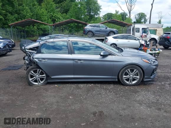 2018 Hyundai Sonata SEL with VIN 5NPE34AF6JH648759, listed as a IAAI auction lot 42333594 with 47,466 mi miles and . Bid and sale history available at DreamBid. Image 13.