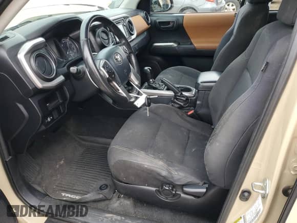 2017 Toyota Tacoma SR5 with VIN 3TMBZ5DN9HM012089, listed as a Copart auction lot 86295415 with 221,378 mi miles and Salvage title. Bid and sale history available at DreamBid. Image 7.