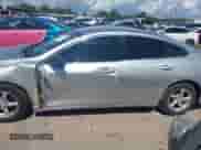 2017 Chevrolet Malibu LS с VIN 1G1ZB5ST2HF251383, выставлен на аукционе IAAI как лот 43287894 с пробегом 128 756 миль миль и . История ставок и продаж доступна на DreamBid. Изображение 14.