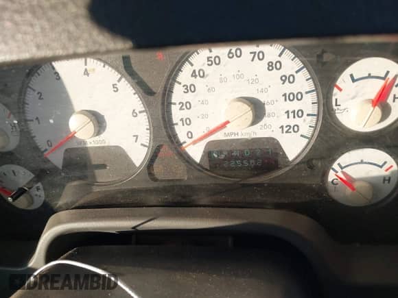 2007 Dodge 1500 SLT с VIN 1D7HA18207J502304, выставлен на аукционе IAAI как лот 41123427 с пробегом 225 502 миль миль и . История ставок и продаж доступна на DreamBid. Изображение 7.