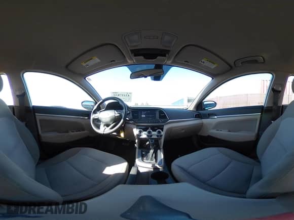 2019 Hyundai Elantra SEL с VIN 5NPD84LF9KH423859, выставлен на аукционе IAAI как лот 43197832 с пробегом 82 567 миль миль и . История ставок и продаж доступна на DreamBid. Изображение 18.