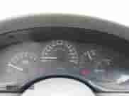 2004 Chevrolet Malibu Classic z VIN 1G1ND52F24M564104, wystawiony jako IAAI lot #42081525 z przebiegiem 142 182 mil mil oraz . Historia ofert i sprzedaży dostępna na DreamBid. Obrazek 7.