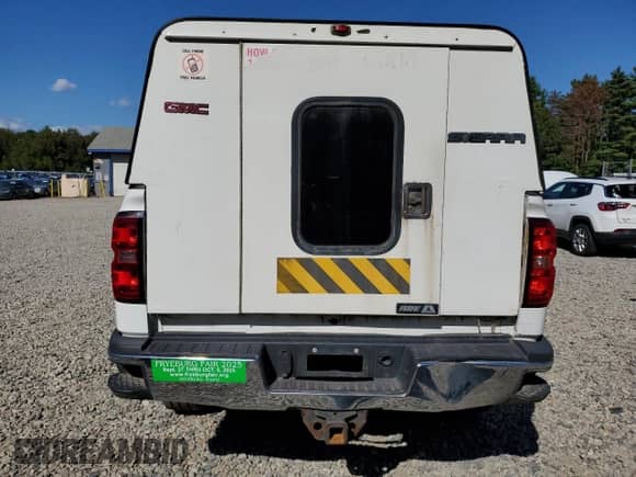 2015 Chevrolet Silverado 3500HD Work Truck с VIN 1GC4KYCG0FF646566, выставлен на аукционе Copart как лот 71819065 с пробегом 190 915 миль миль и Списание • Salvage title. История ставок и продаж доступна на DreamBid. Изображение 6.