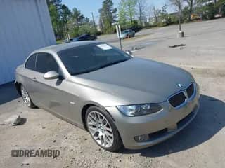 2008 BMW 3 Series 328i с VIN WBAWL13558PX21168, выставлен на аукционе IAAI как лот 41941470 с пробегом 52 298 миль миль и . История ставок и продаж доступна на DreamBid. Изображение 1.