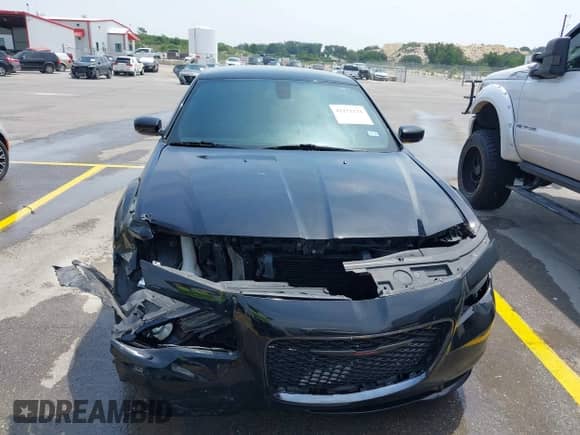 2021 Chrysler 300 S with VIN 2C3CCABG1MH520184, listed as a IAAI auction lot 42271121 with 79,671 mi miles and . Bid and sale history available at DreamBid. Image 12.