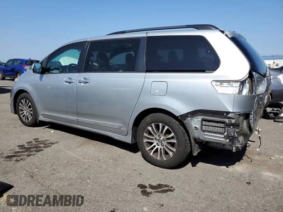 2019 Toyota Sienna XLE Auto Access Seat with VIN 5TDYZ3DC7KS967218, listed as a Copart auction lot 80838685 with 109,403 mi miles and Salvage title. Bid and sale history available at DreamBid. Image 2.