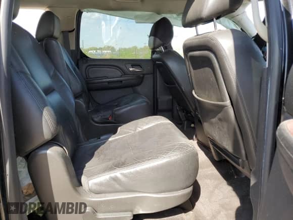 2014 Cadillac Escalade ESV Luxury с VIN 1GYS4HEF6ER229627, выставлен на аукционе Copart как лот 54421665 с пробегом Не указан миль и Списание • Salvage title. История ставок и продаж доступна на DreamBid. Изображение 11.