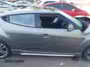 2016 Hyundai Veloster Turbo с VIN KMHTC6AE8GU273459, выставлен на аукционе IAAI как лот 43379586 с пробегом 55 839 миль миль и . История ставок и продаж доступна на DreamBid. Изображение 14.