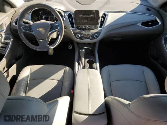 2016 Chevrolet Malibu LT z VIN 1G1ZE5ST6GF318959, wystawiony jako Copart lot #81185025 z przebiegiem 86 009 mil mil oraz Szkoda całkowita • Salvage title. Historia ofert i sprzedaży dostępna na DreamBid. Obrazek 8.